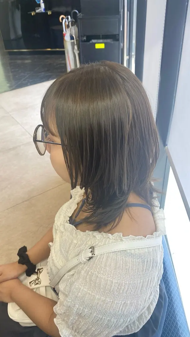 ミディアム レイヤーカット カット ヘアカラー トリートメント 水野 聖哉のヘアスタイル