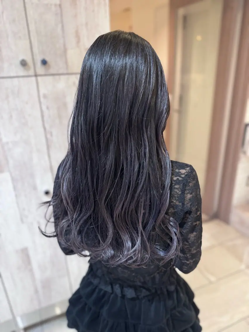 ロング カラー バレイヤージュ レイヤーカット カット ヘアカラー トリートメント 仙台×ブリーチ 斎藤相慶のヘアスタイル