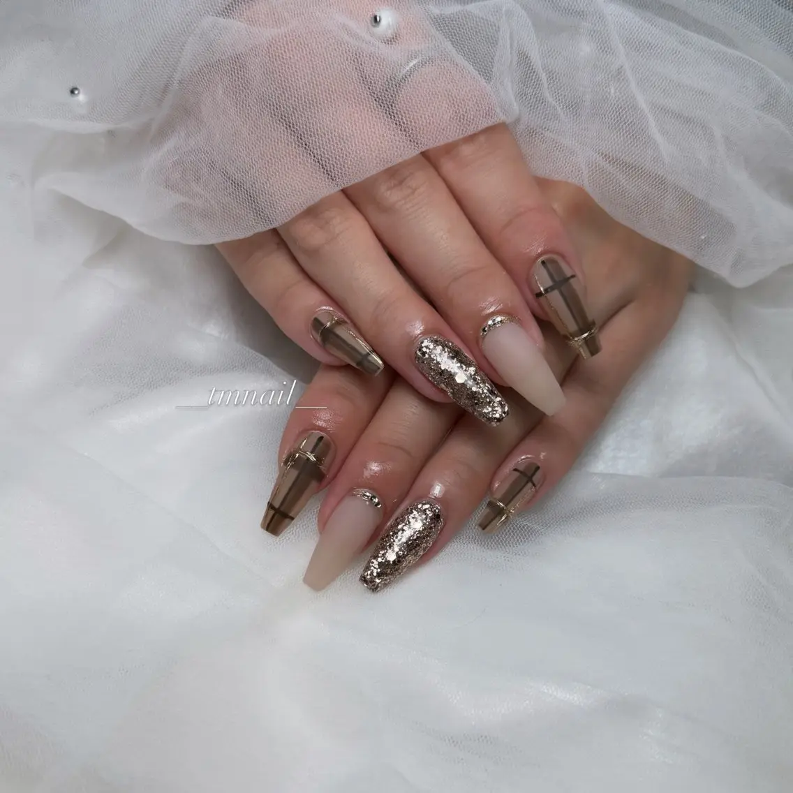 セミロング 韓国風ヘア ハンドネイル 💅Tmnail Misoraのネイルデザイン