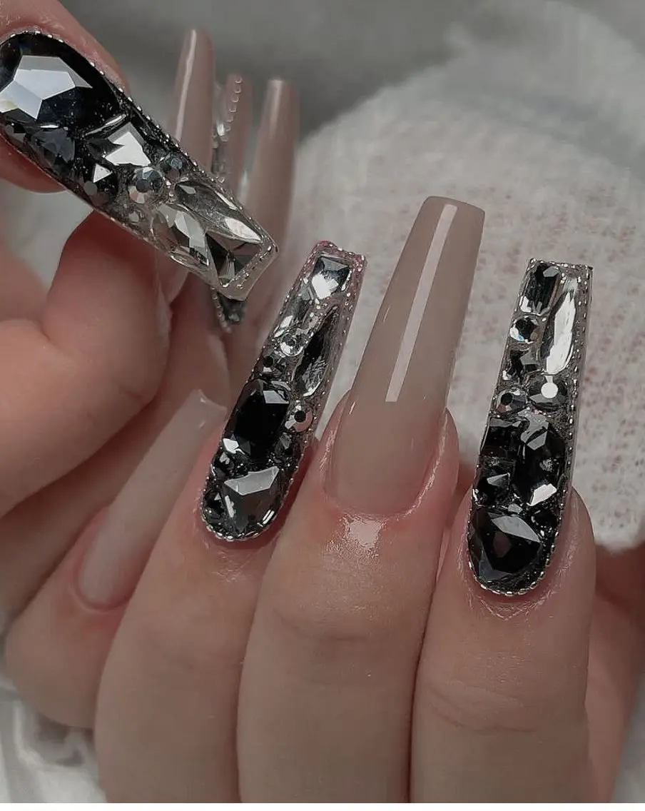 ネイル akina nailsのネイルデザイン