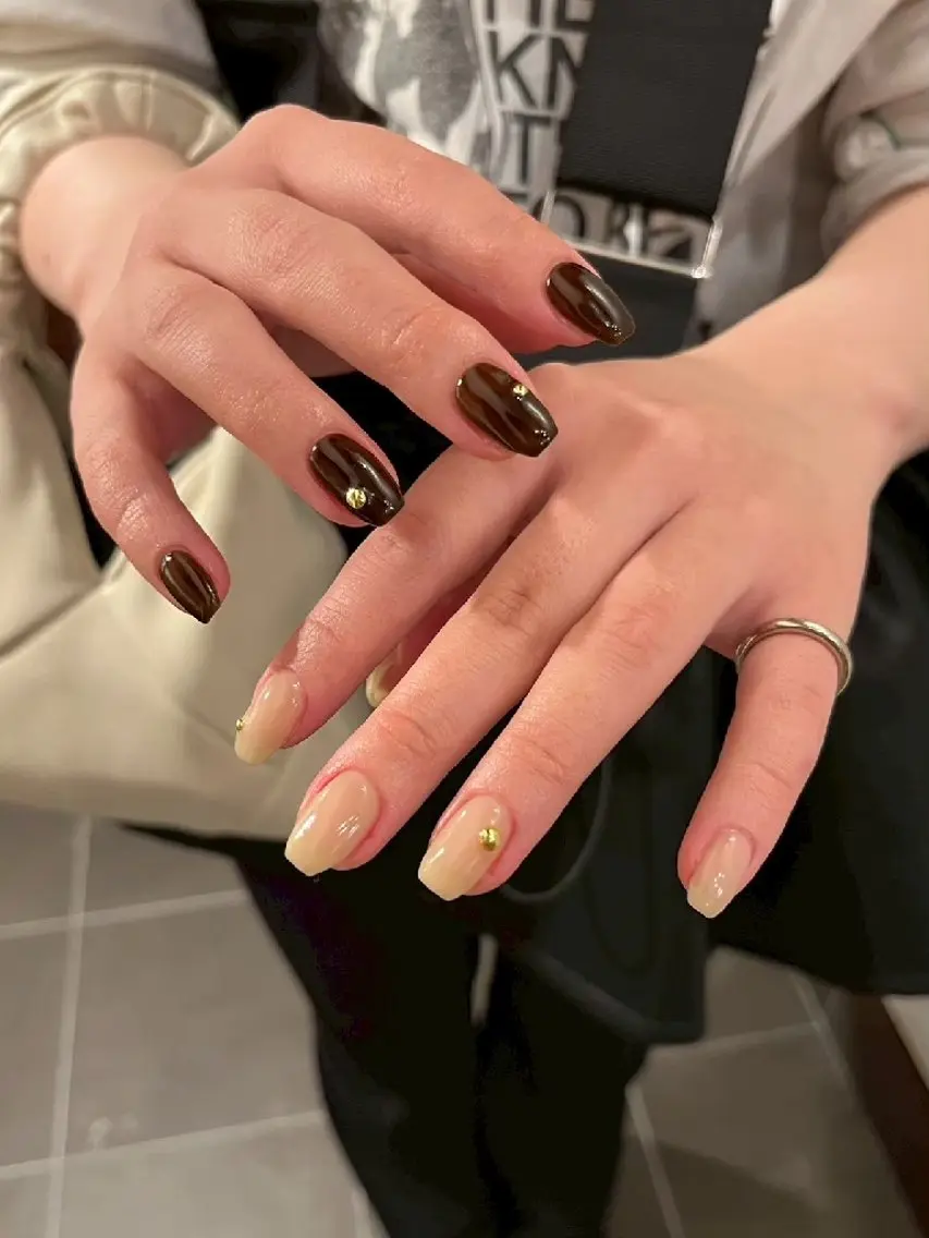 ネイル ハンドネイル フットネイル nailsalon  TORONのネイルデザイン