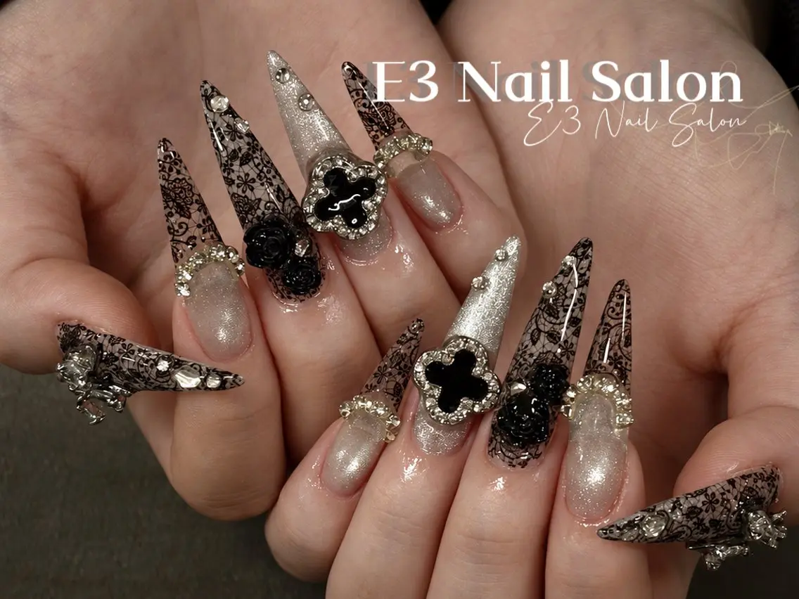 ネイル アニマル柄 オーロラネイル べっ甲ネイル ボルドー ブラウン ハンドネイル E3 Nail Salonのネイルデザイン