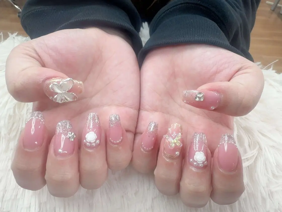 ネイル フレンチネイル グラデーション 韓国ネイル マグネットネイル ミラーネイル ハンドネイル Squen Nail shinjukuのネイルデザイン