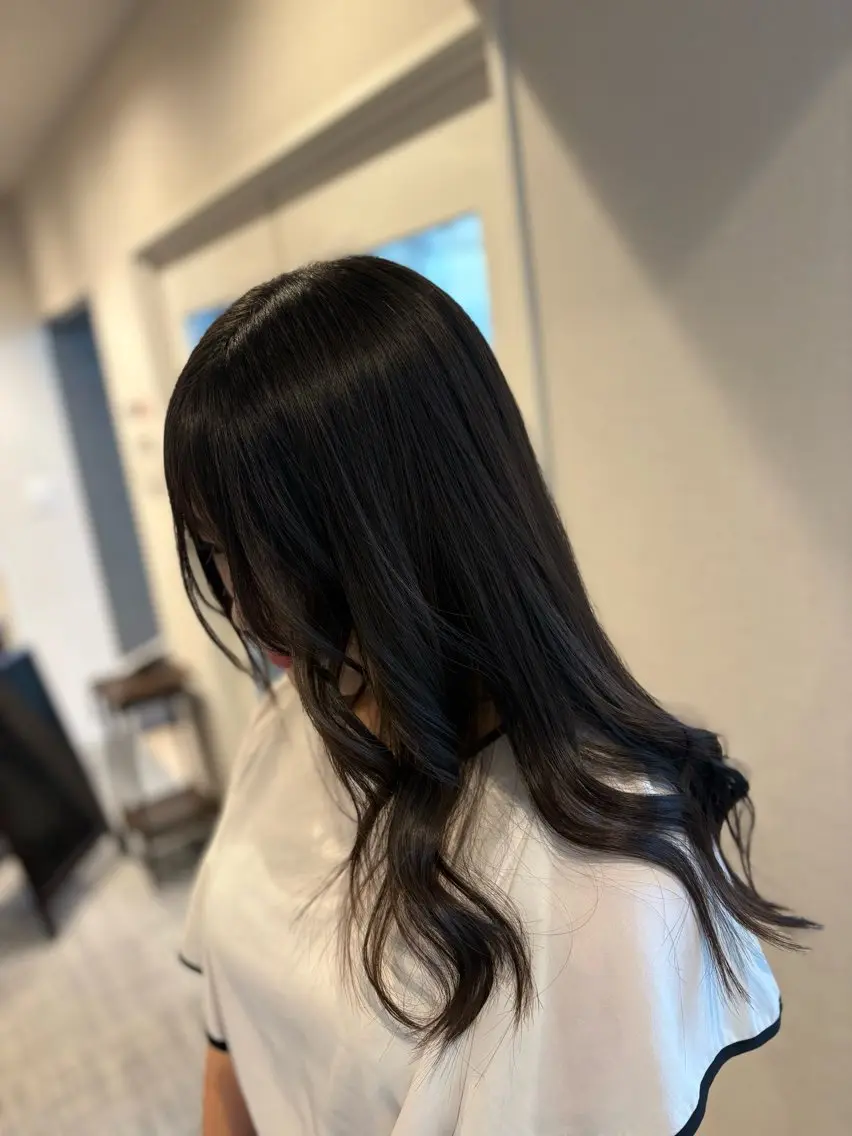 ロング ゆるふわレイヤー カット manonのヘアスタイル