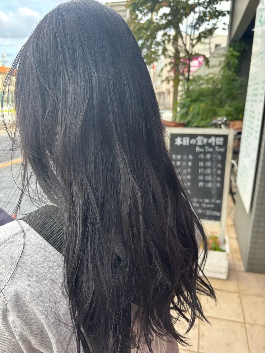 ロング カラー 🐰K+Plus🐰 まゆ🐰のヘアスタイル
