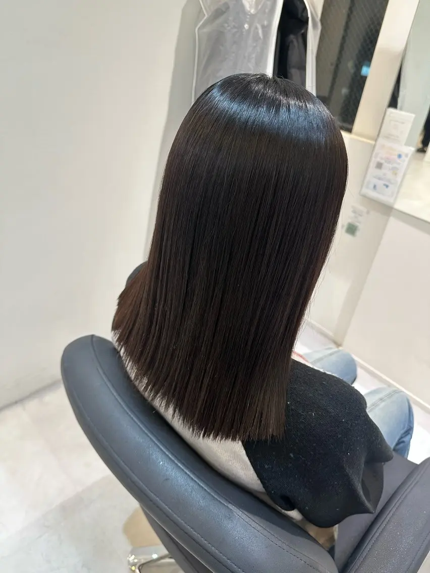 ミディアム Emuest心斎橋 SAKIのヘアスタイル