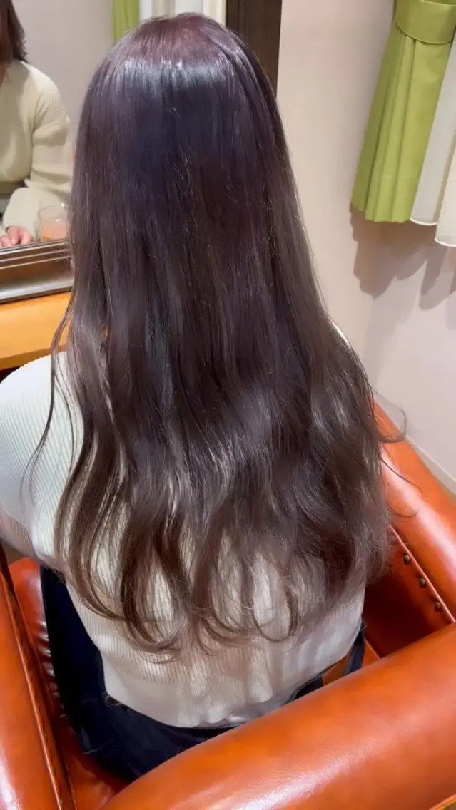 ロング カラー ブリーチ ラベンダーカラー ラベンダーグレー Lita KANAのヘアスタイル