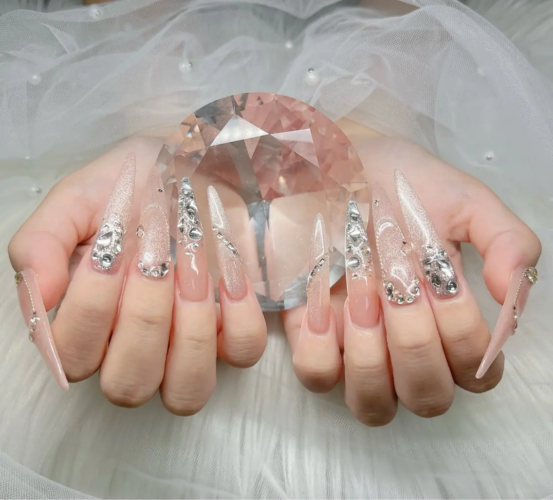 ネイル ハンドネイル Lee Nails チップ長さだし専門店のネイルデザイン