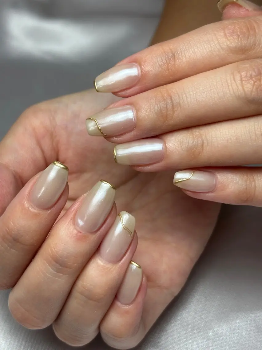 ネイル オーロラネイル ジェルネイル オフィスネイル シンプルネイル ハンドネイル nail salon toki.のネイルデザイン