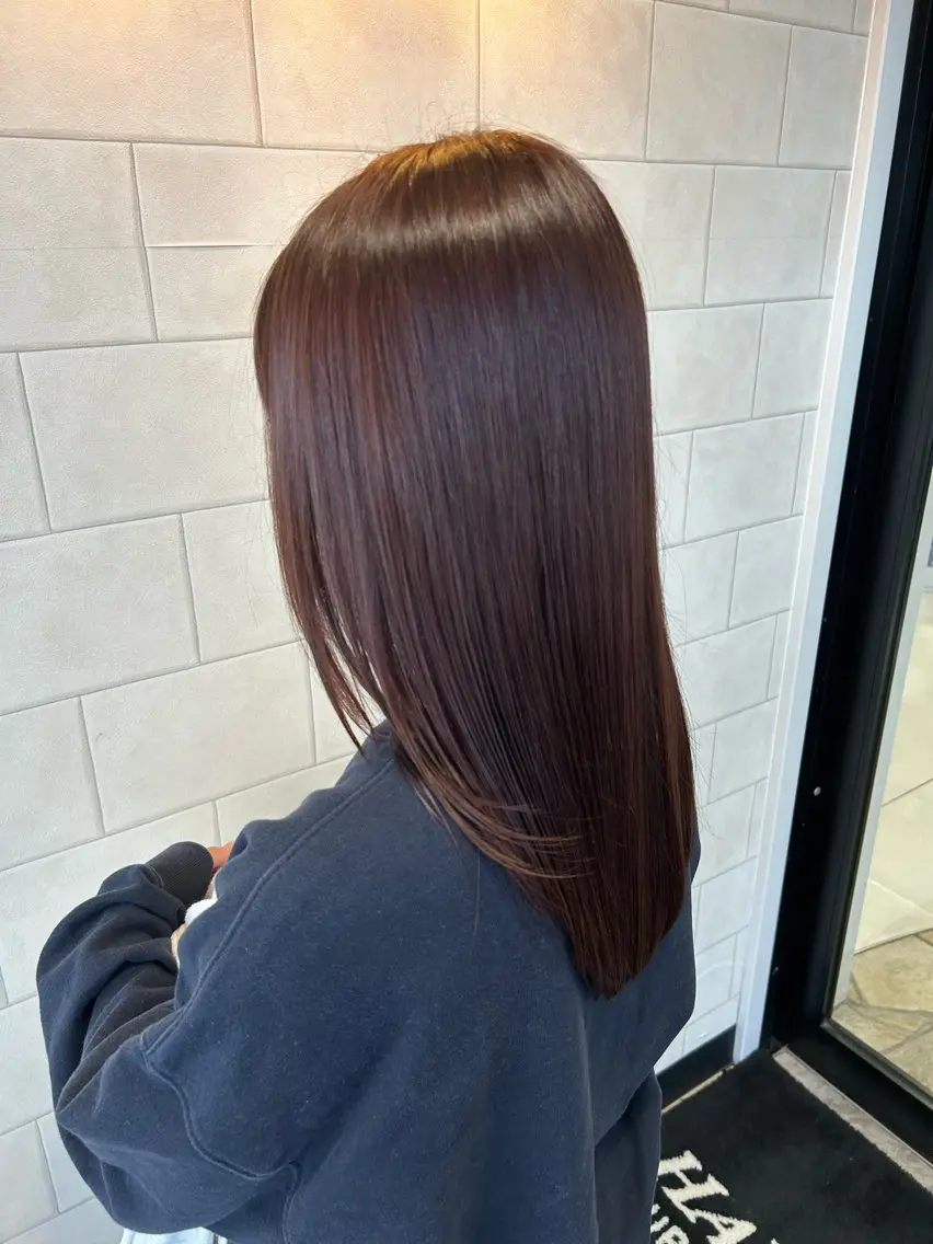 カラー ブラウンカラー ショコラブラウン 播磨 茉侑のヘアスタイル