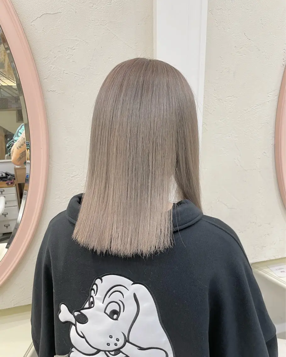 ミディアム カラー シールエクステ バレイヤージュ ブリーチ ケアブリーチ ダブルカラー ヘアカラー トリートメント 🔗透明感カラー🔗 エクステ✂️はるちかのヘアスタイル
