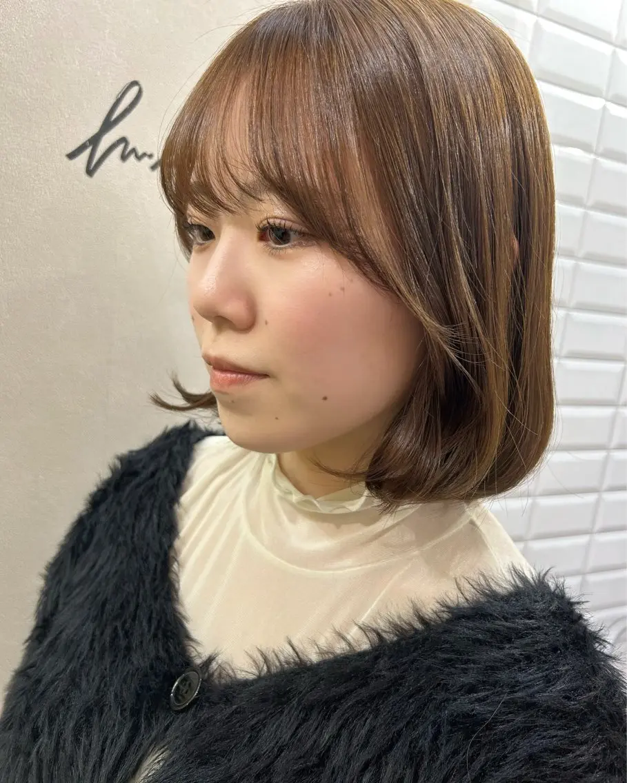 ショート カラー ボブ 外ハネヘア hubhair レイヤー/透明感のヘアスタイル