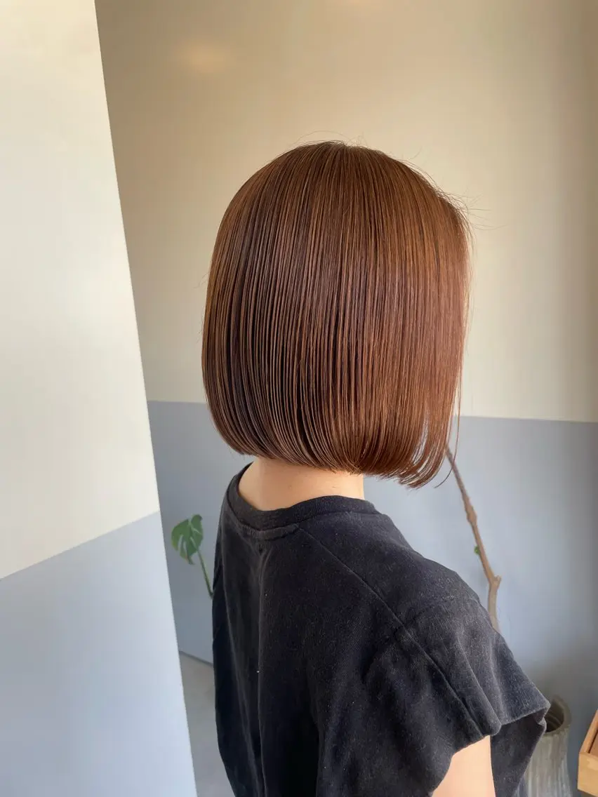 ミディアム 小久保 里紗のヘアスタイル