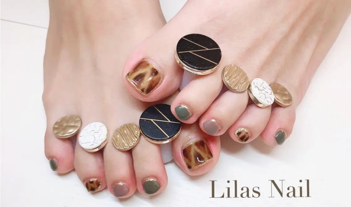 ネイル アニマル柄 フットネイル ジェルネイル ハードジェル ロングネイル Lilas Nailのネイルデザイン