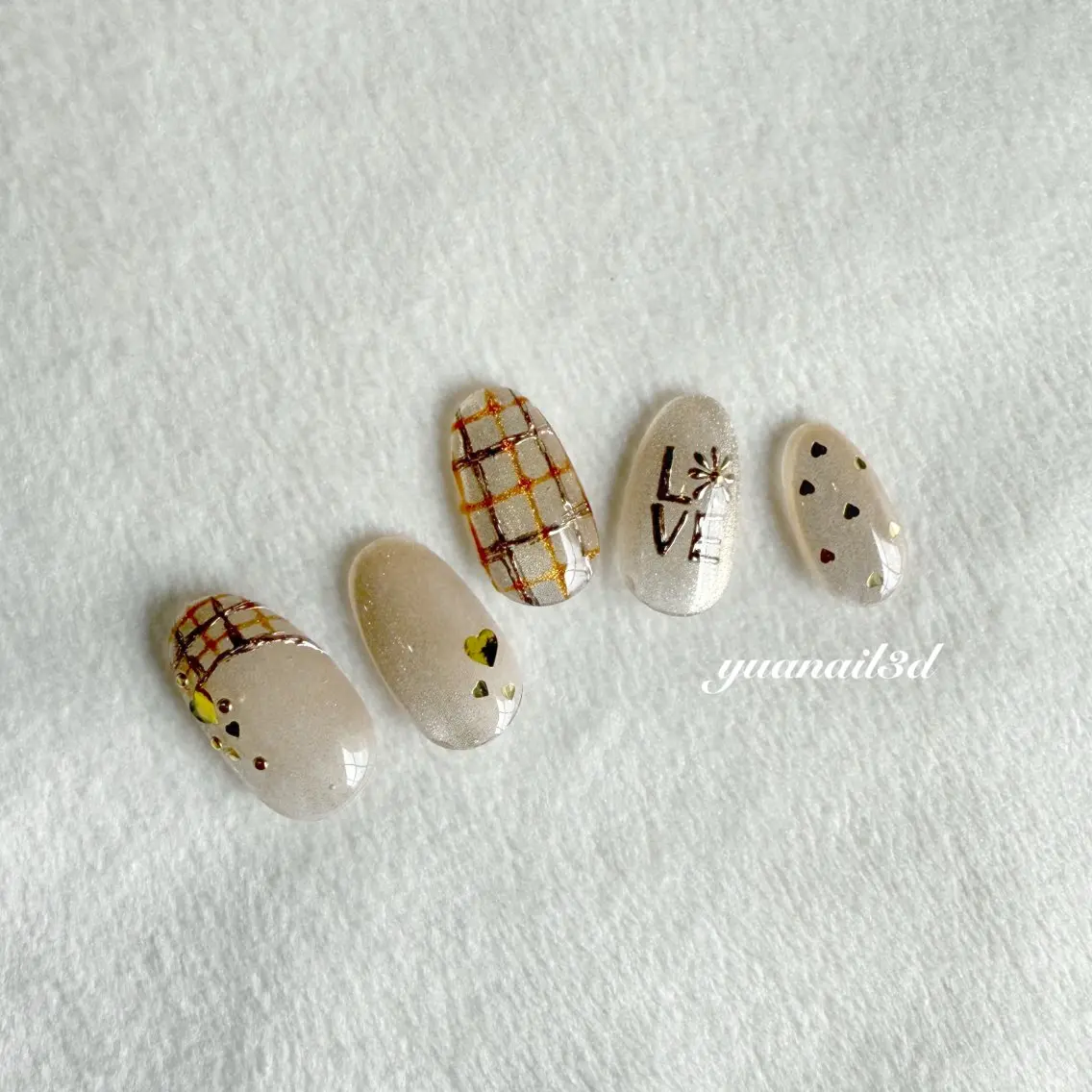 ネイル YÜA NAILのネイルデザイン