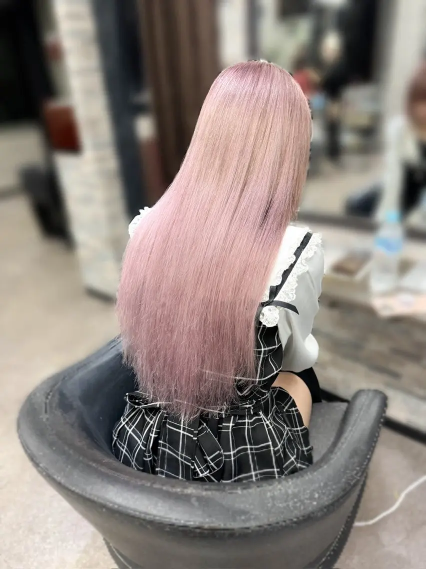 ロング カラー エクステ カット ヘアカラー トリートメント エクステ ハイトーンエクステ 🎩カズキ🎩のヘアスタイル