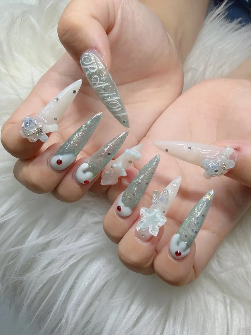 ネイル Lee Nailsのネイルデザイン