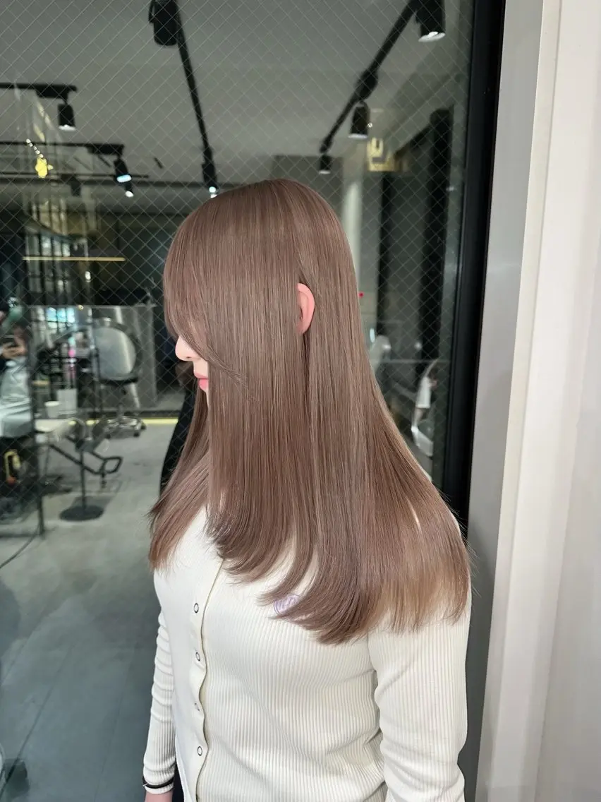 ロング ヘアカラー ミルクティー/韓国ヘ アHaruka🎀のヘアスタイル