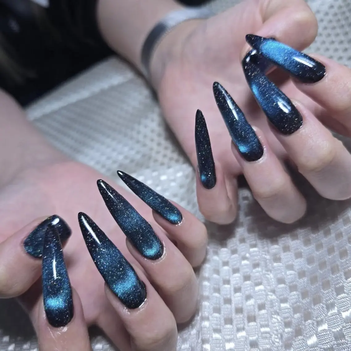 ネイル ブルー マグネットネイル もるみちゅ nailのネイルデザイン