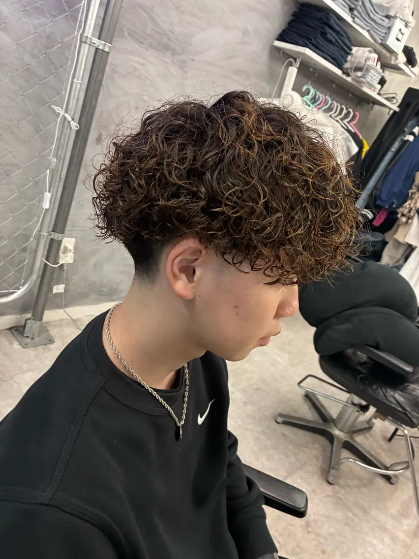 メンズ カット パーマ しゅんぴ〜 clan＆lossのヘアスタイル