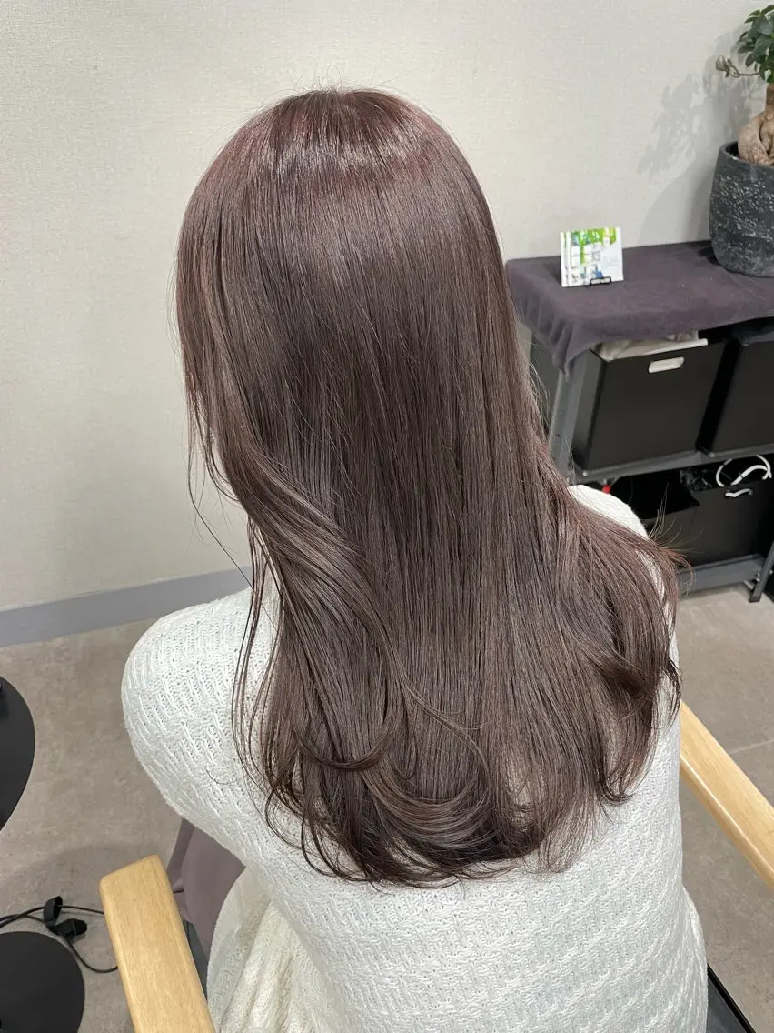 セミロング カラー ヘアカラー トリートメント ヘッドスパ レイヤーカット 韓国ヘアayameのヘアスタイル
