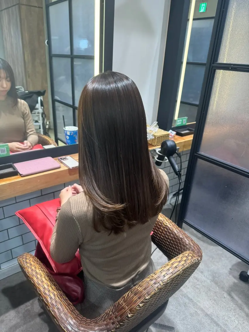 セミロング カット 縮毛矯正 暖色カラー🤎Red Neo meiのヘアスタイル