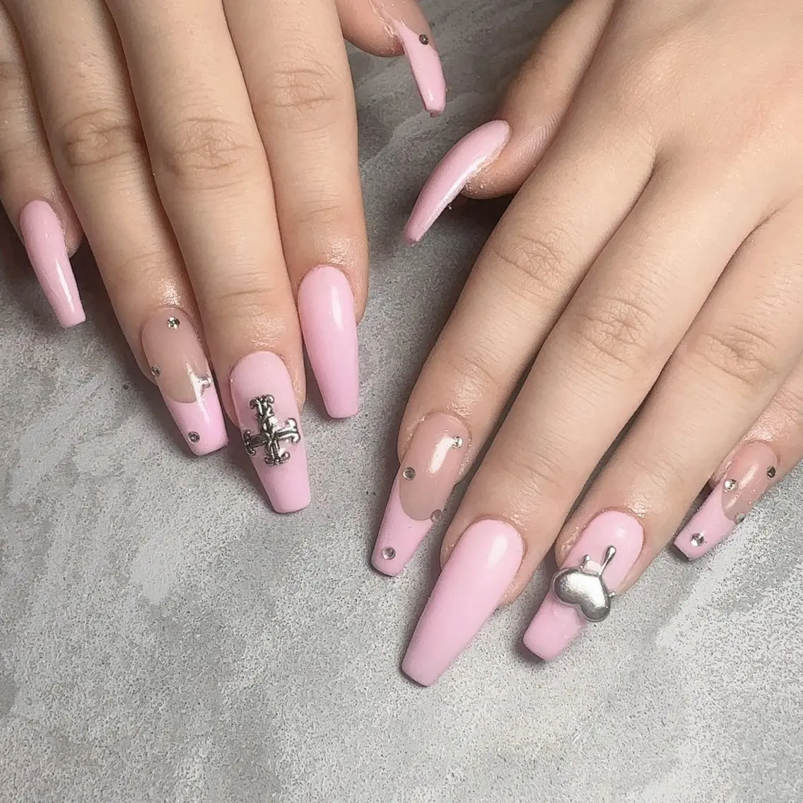 ネイル EMU NAILのネイルデザイン