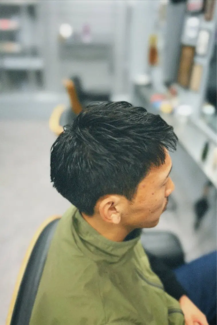 ショート メンズ センターパート フェードカット マッシュ メンズパーマ メンズツイストパーマ カット トリートメント 池袋メンズパーマ フェード純平のヘアスタイル