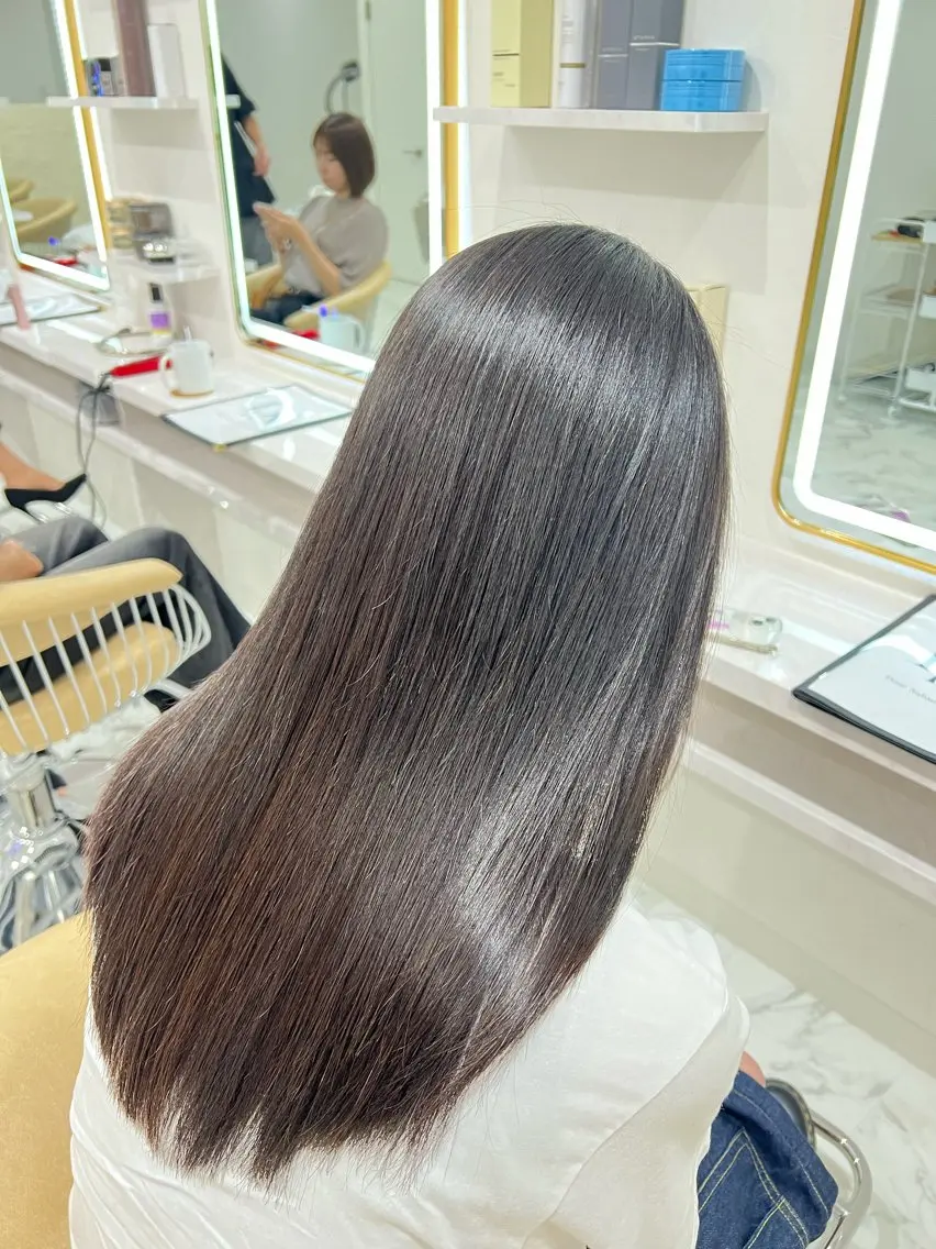ロング 髪質改善 カット 縮毛矯正 SE ITAのヘアスタイル