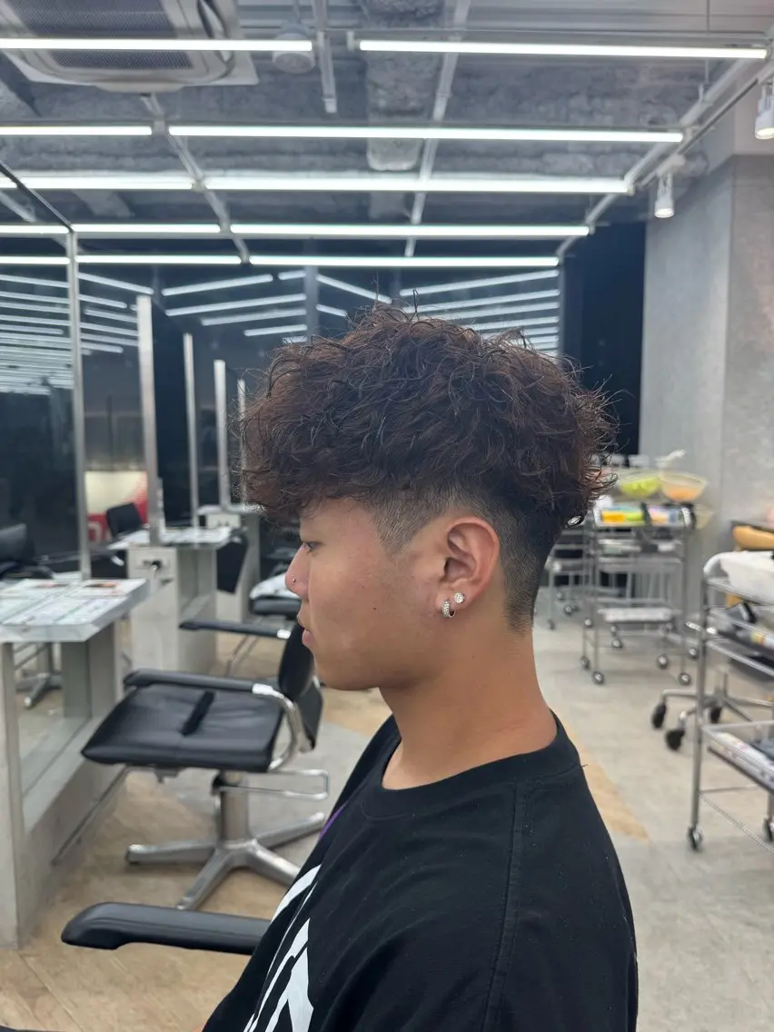 カラー パーマ メンズ スペインカール カット ヘアカラー パーマ 名古屋栄パーマ/ fifth栄/秀虎のヘアスタイル