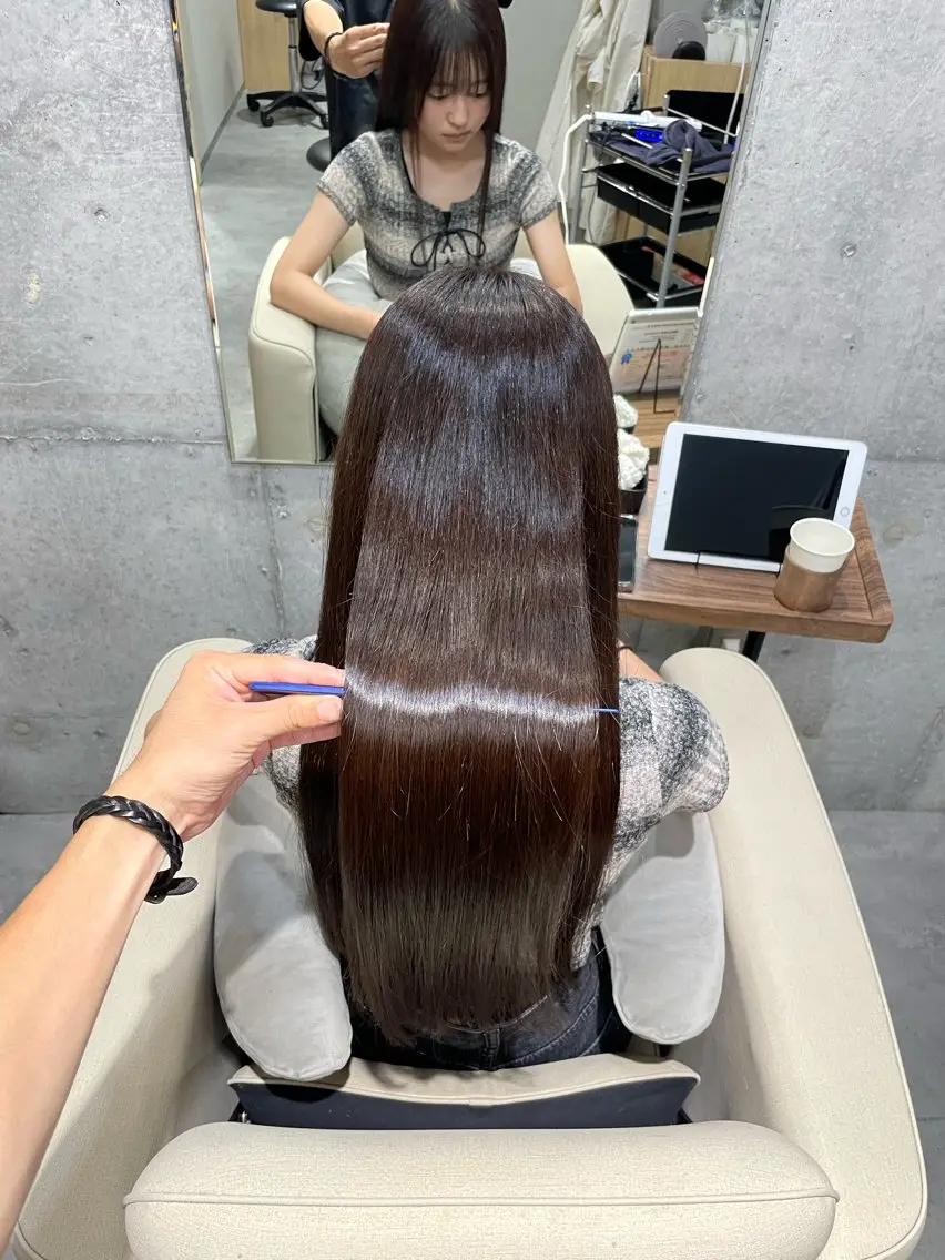 ロング カラー カット ヘアカラー トリートメント 博多/髪質改善/レイ ヤー/縮毛矯正/れいのヘアスタイル