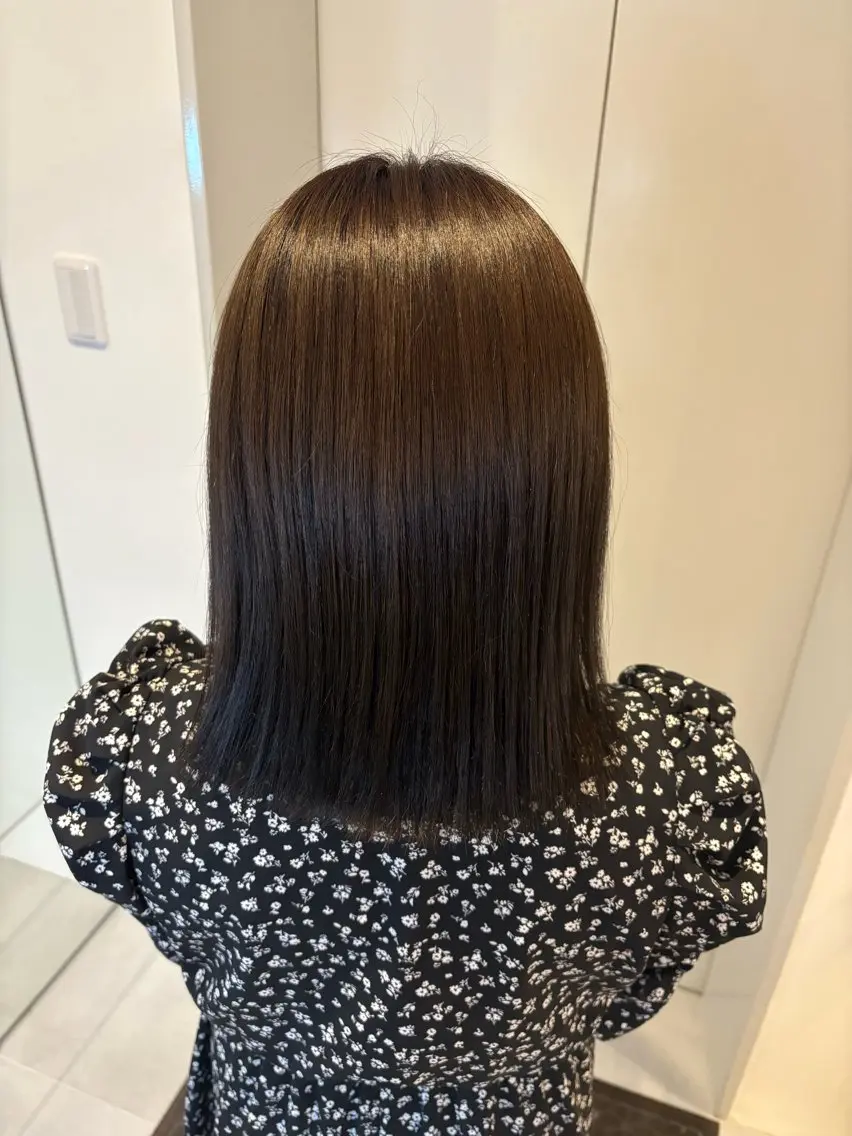 ミディアム カラー ヘアアレンジ ベージュカラー 植林 奨のヘアスタイル