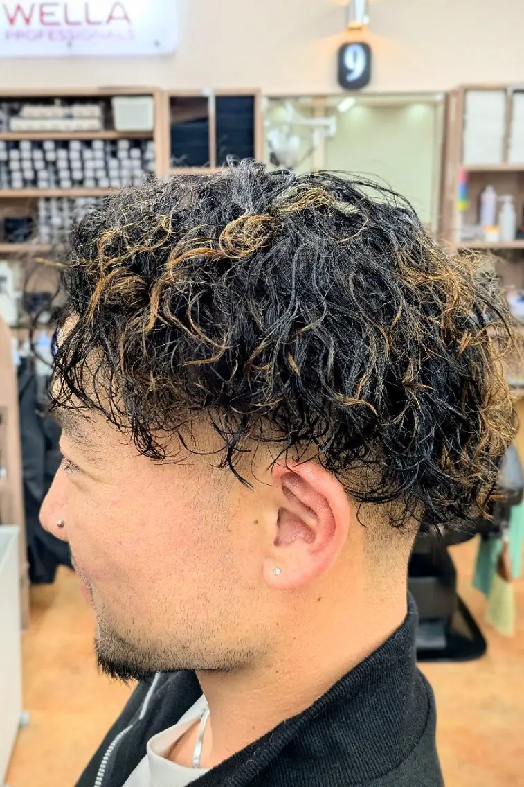 ショート パーマ 理容プラージュ燕三条 福井のヘアスタイル
