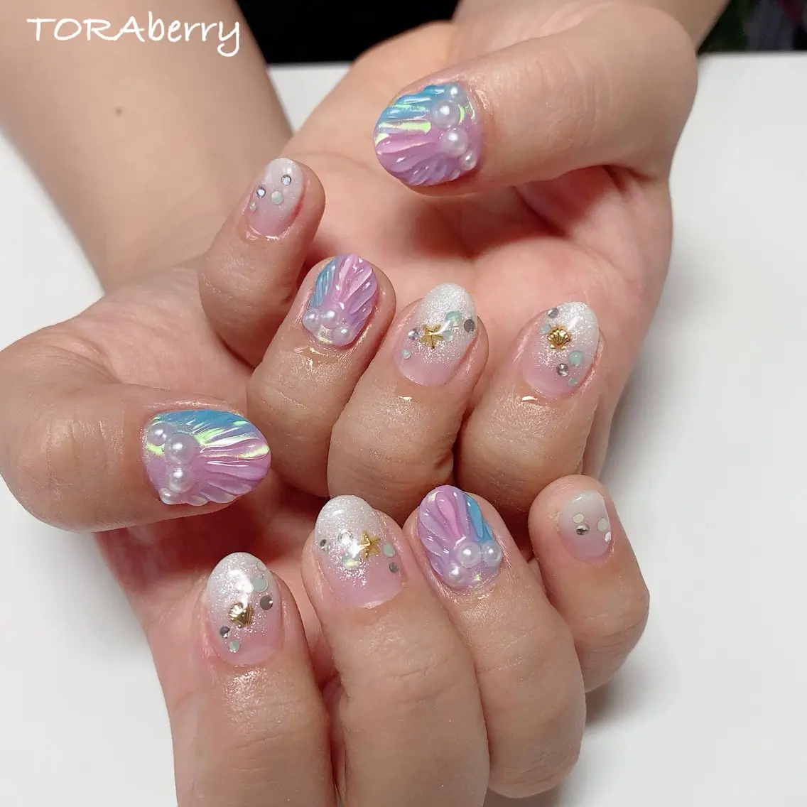 ネイル ハンドネイル ネイリスト なつみのネイルデザイン