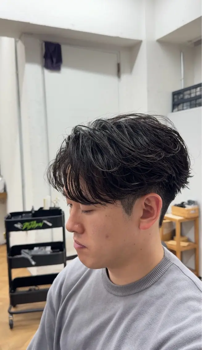 カット＋フェザーパーマの写真