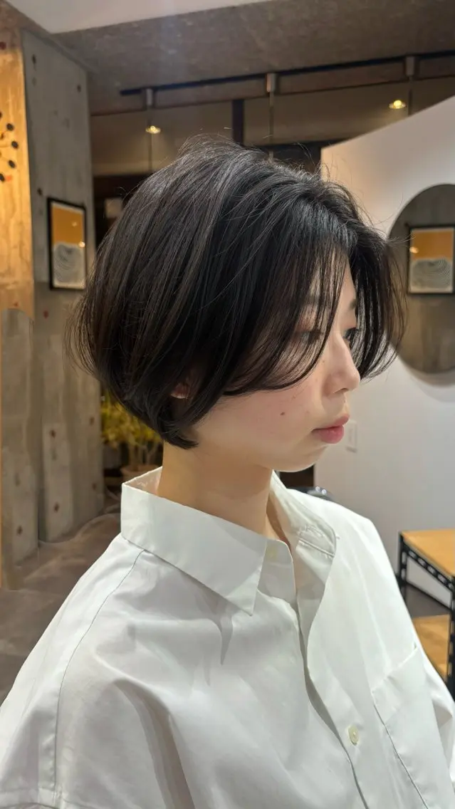 ショート ショートボブ ボブ ショートヘア 冨澤 亞未のヘアスタイル