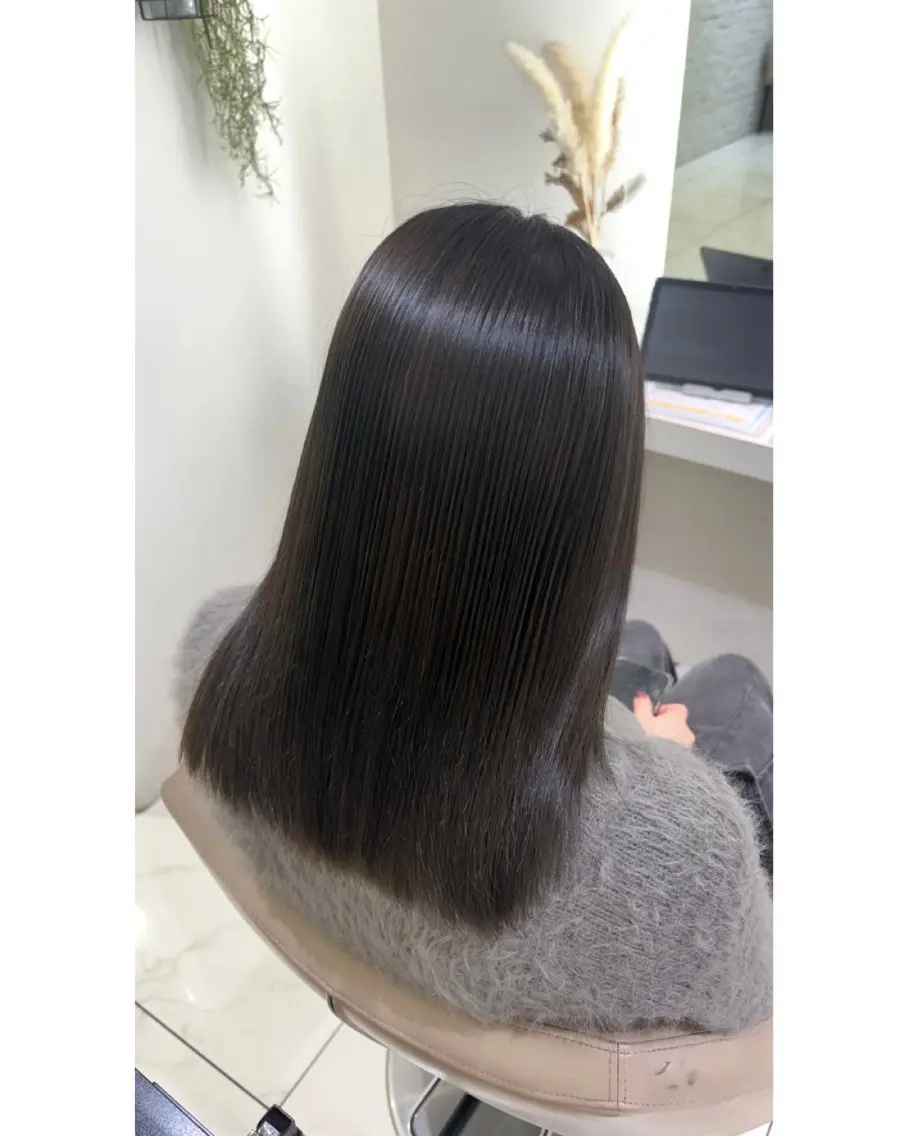 ‼️赤み撃退‼️ツヤツヤ透明感カラー✨ ワンカラー+髪質改善の写真