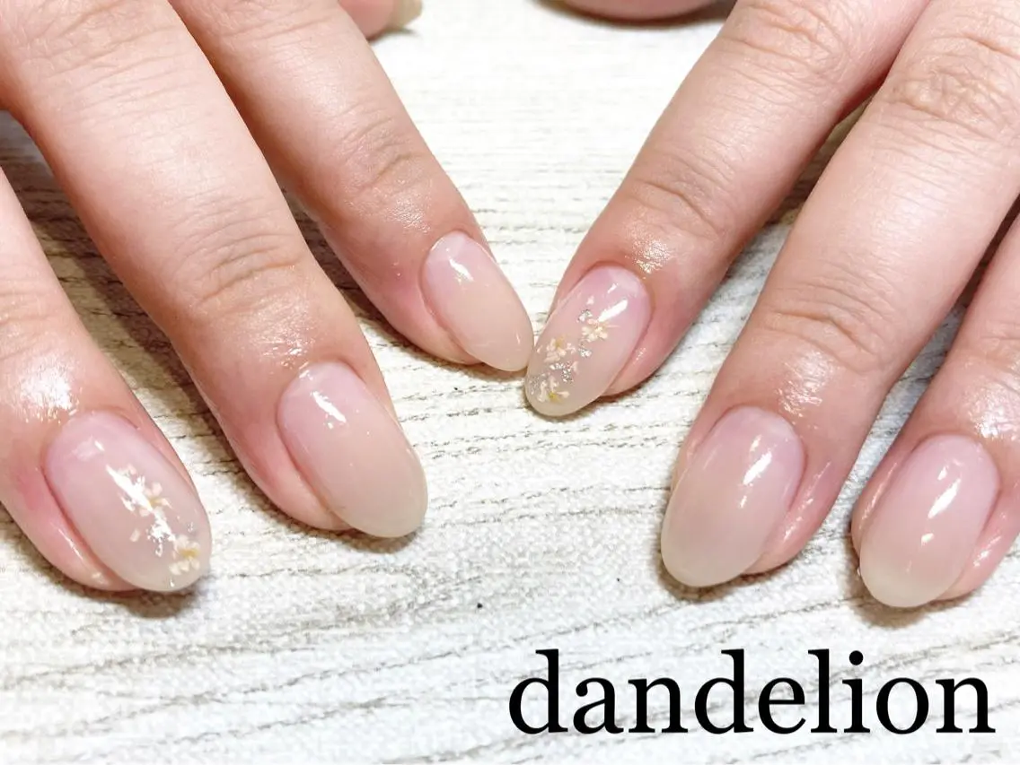 ネイル ハンドネイル ハンドケア dandelion ダンデライオンのネイルデザイン