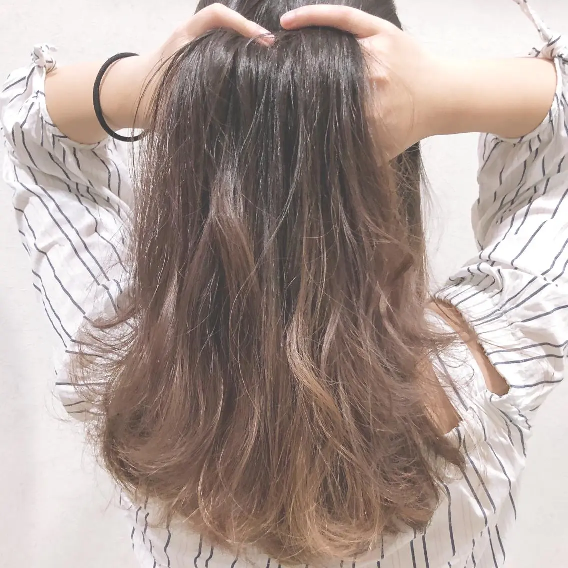 ロング パーマ ニュアンスパーマ FAAM Tsuneのヘアスタイル