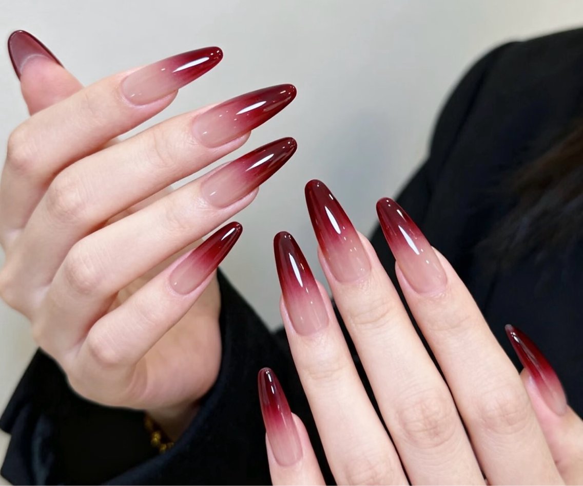 ネイル オーロラネイル 長さ出し フラッシュネイル フラワーネイル フットネイル ハンドネイル 🎀 Ruruのネイルデザイン
