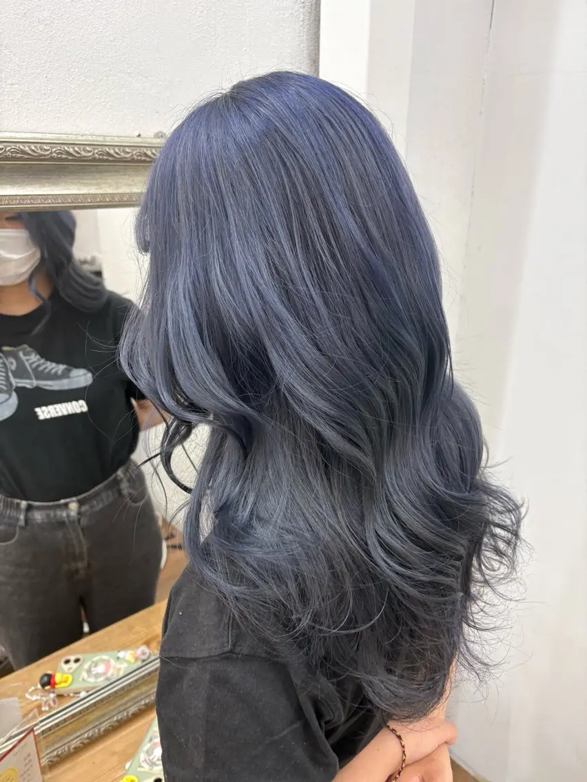 ロング ヘアカラー 竹保 凜空のヘアスタイル