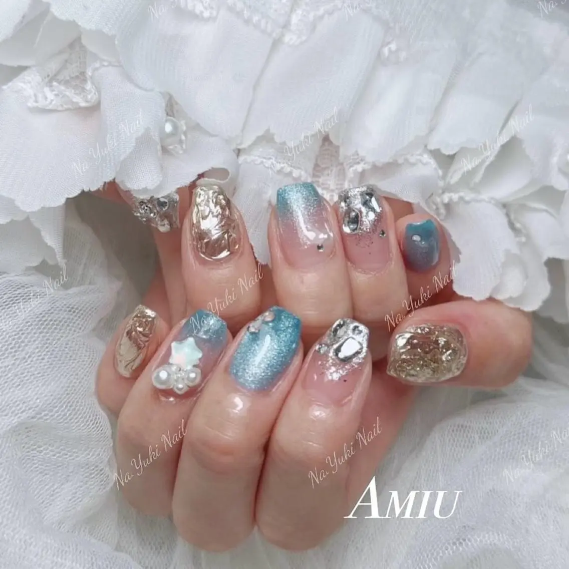 ネイル Queenie 🦋のネイルデザイン