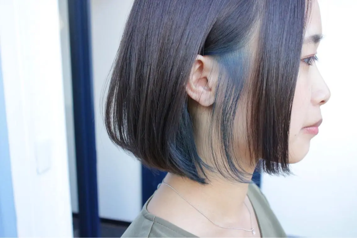 ショート カラー ブルーカラー 吉本 知弘のヘアスタイル