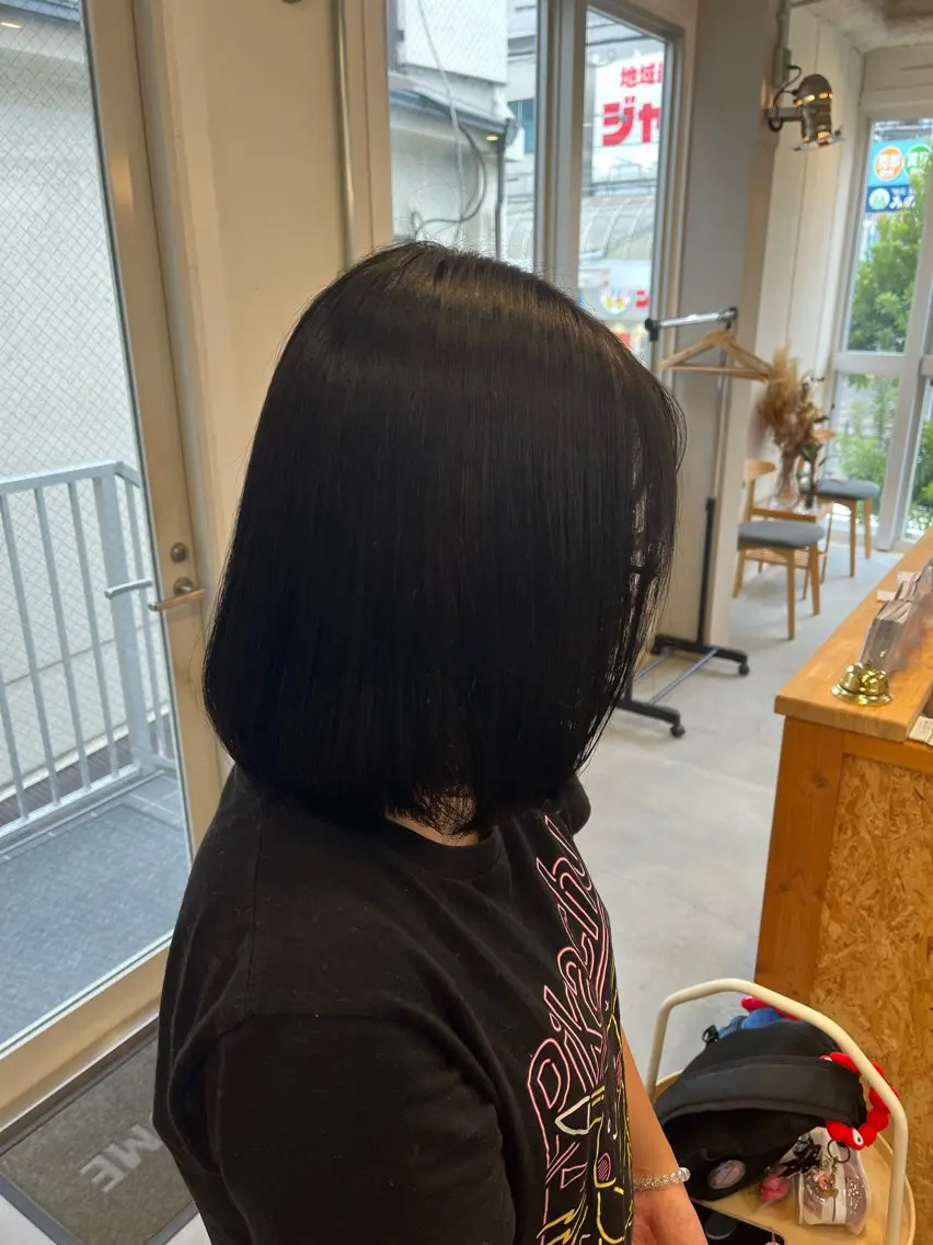 ミディアム ヘアカラー わだ なつきのヘアスタイル