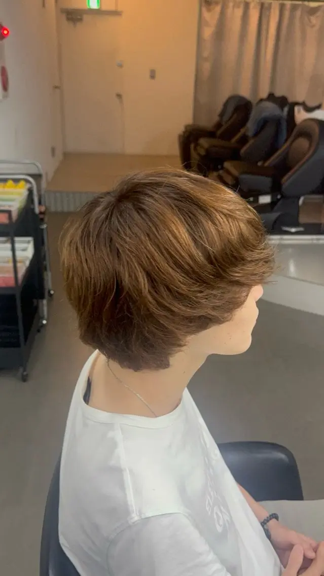 ショート カラー メンズ ブラウンカラー ヘアカラー ウチダ🦖 メンズカラーのヘアスタイル