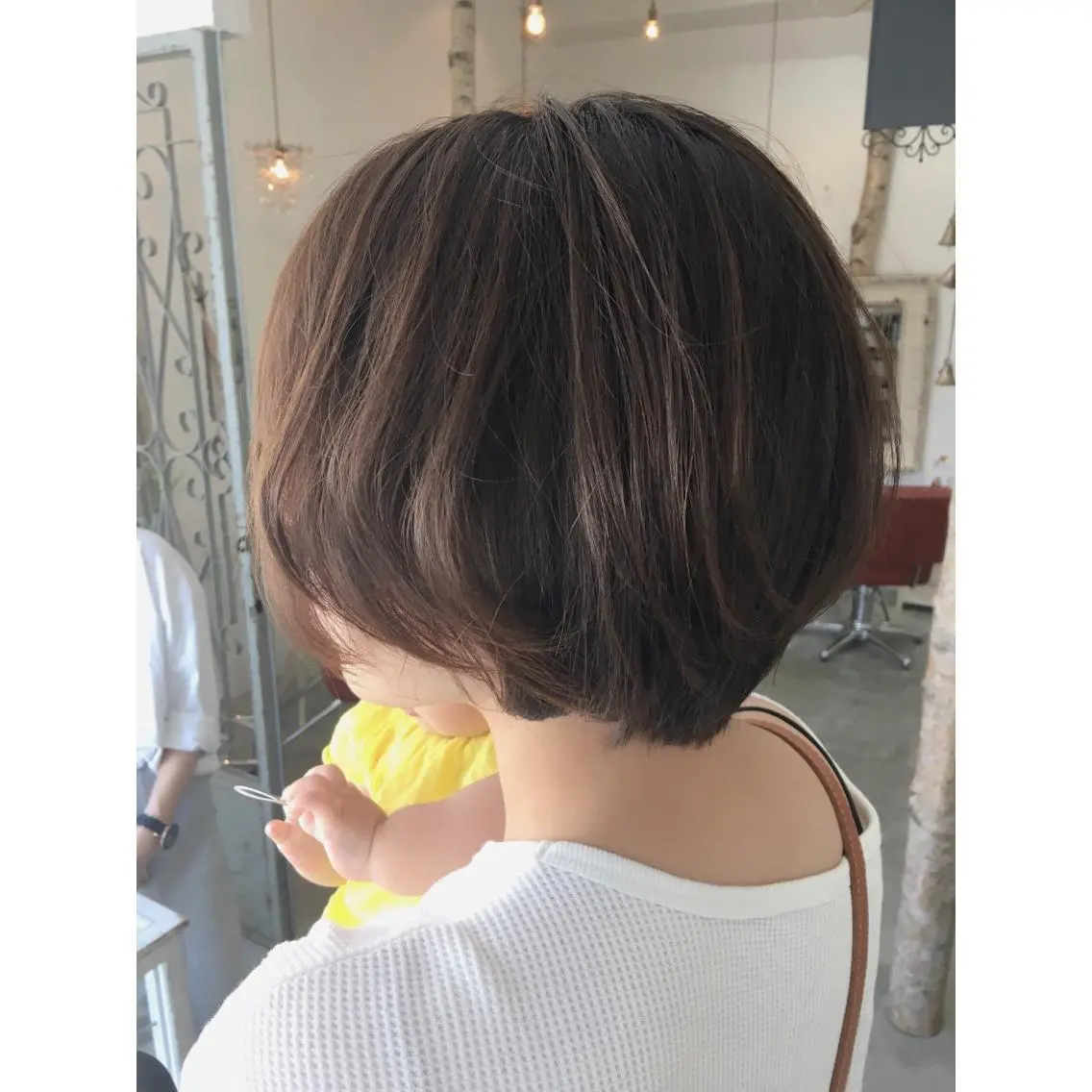 ショート カラー fio マナミのヘアスタイル