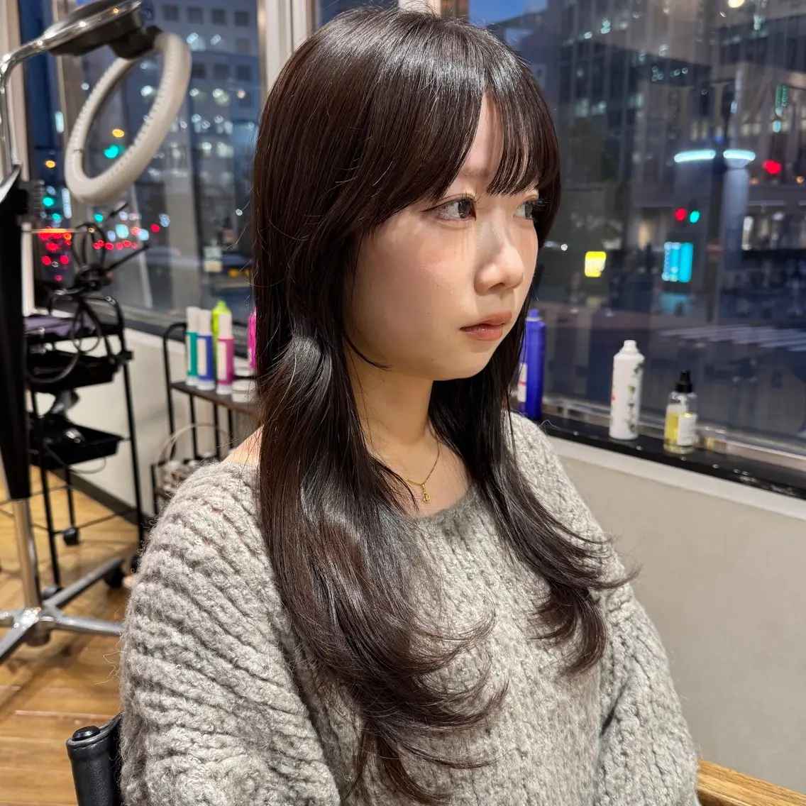 ロング 檜谷 晴　顔周りカットのヘアスタイル