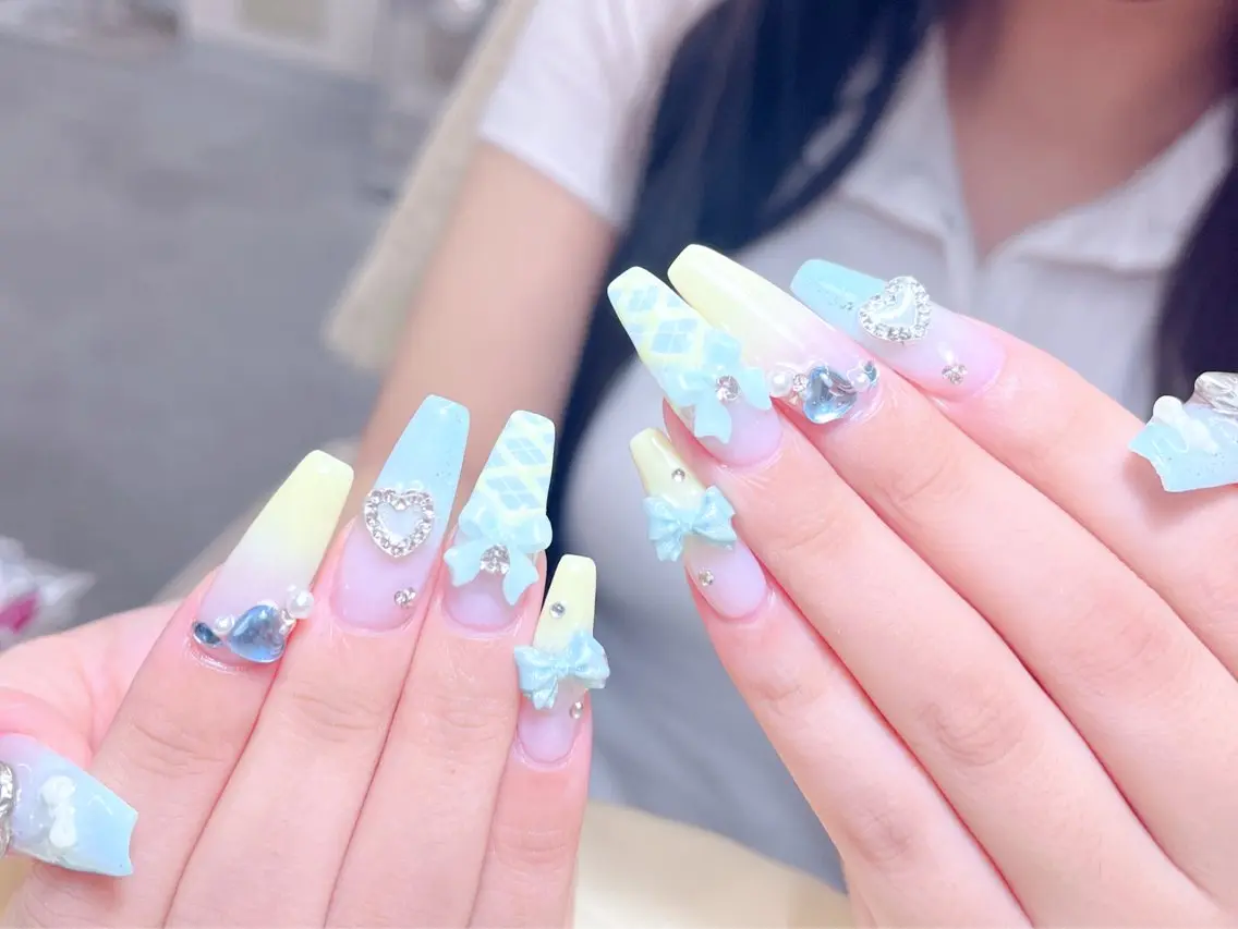 ネイル Glow Nail スカルプ専門店のネイルデザイン