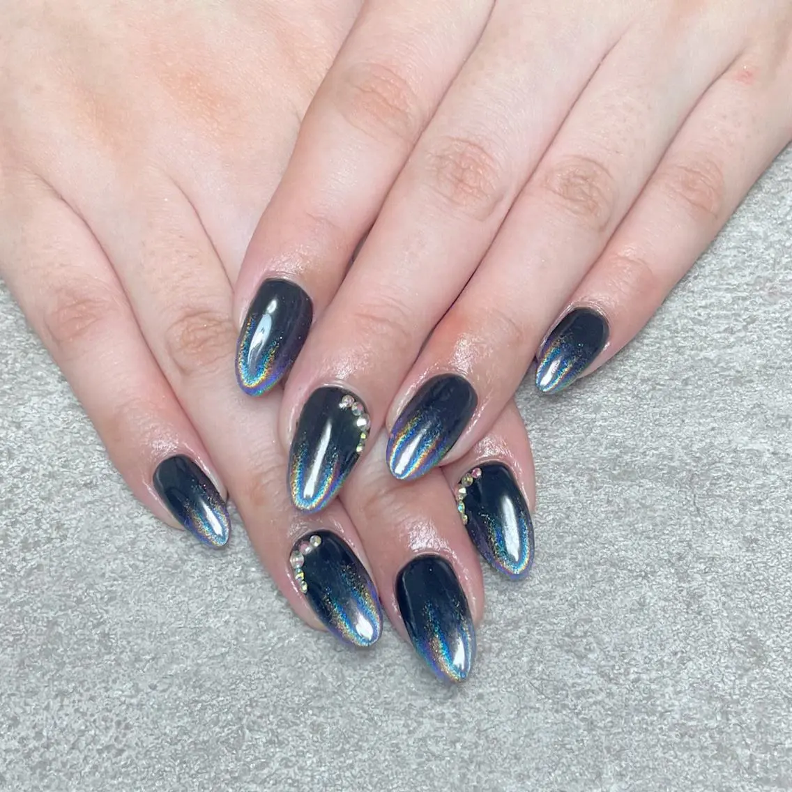 ネイル ハンドネイル nailroom DIASOMNIAのネイルデザイン