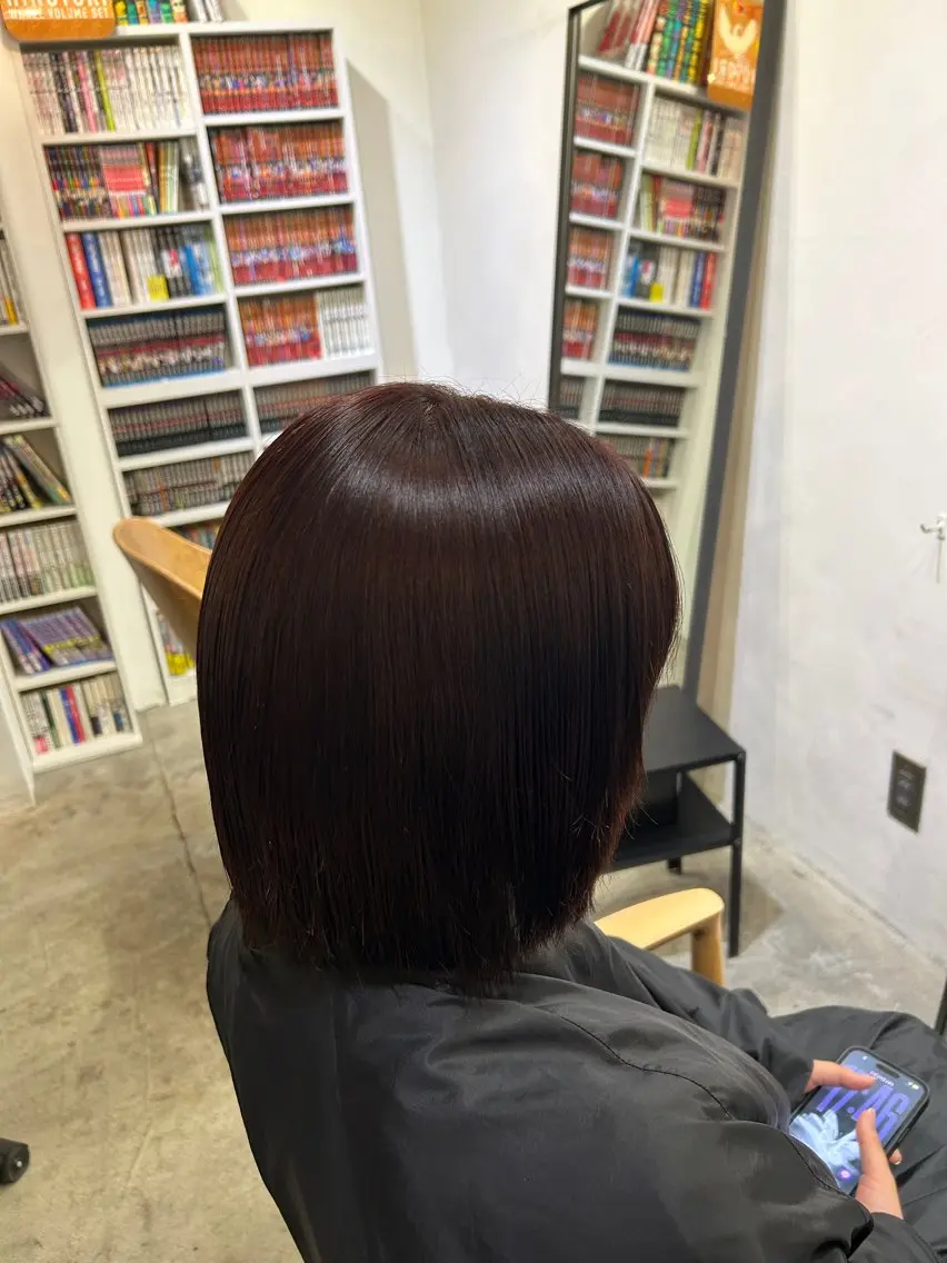 カラー 寒川 真有のヘアスタイル